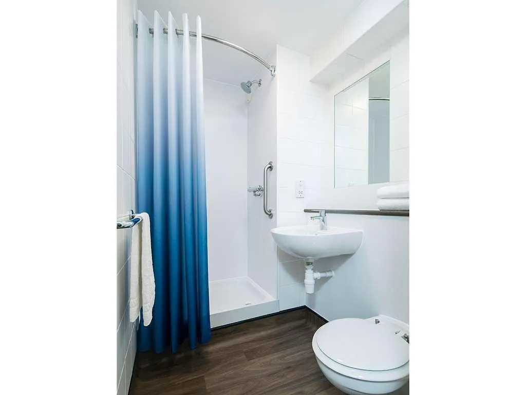Travelodge London Central Tower Bridge Hotel