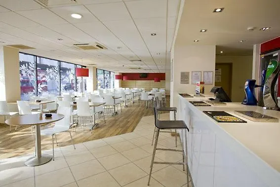 Travelodge London Central Tower Bridge 3*,
